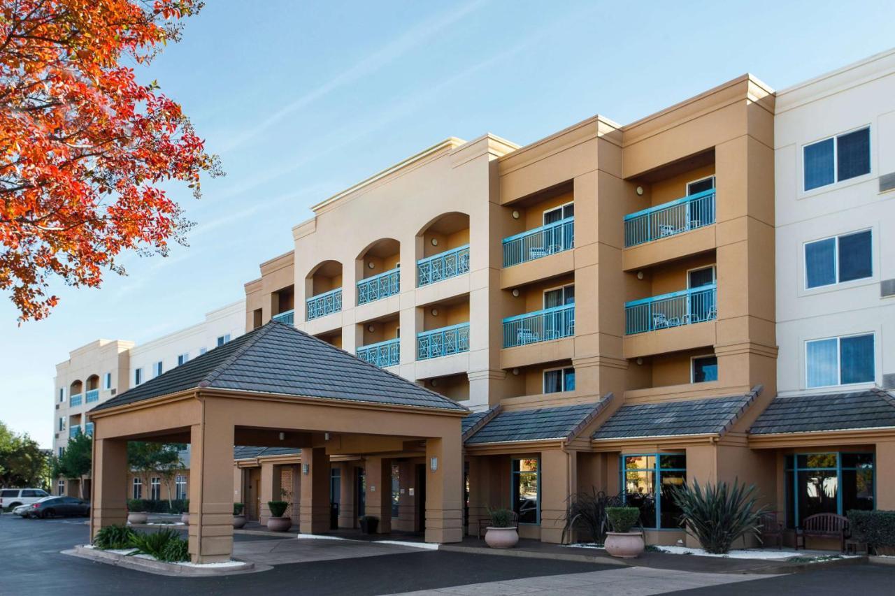 Sonesta Select Pleasant Hill Hotel Exterior photo